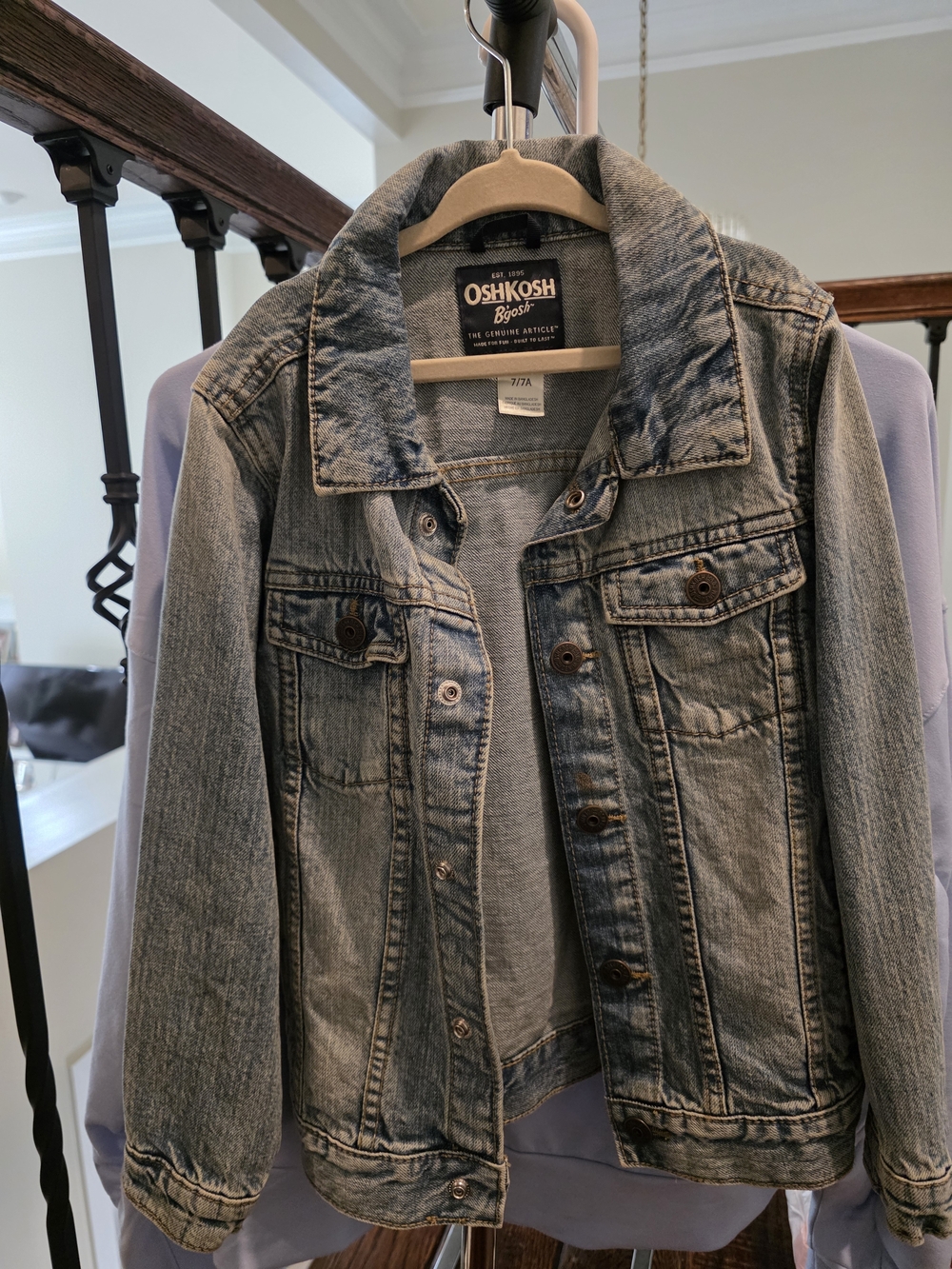 Light Wash Denim Jacket - Blue
